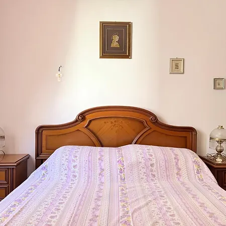 Se211 - Senigallia, Trilocale Fronte Mare Con Corte Esterna * Senigallia