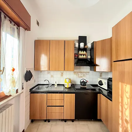 Se211 - Senigallia, Trilocale Fronte Mare Con Corte Esterna Apartment