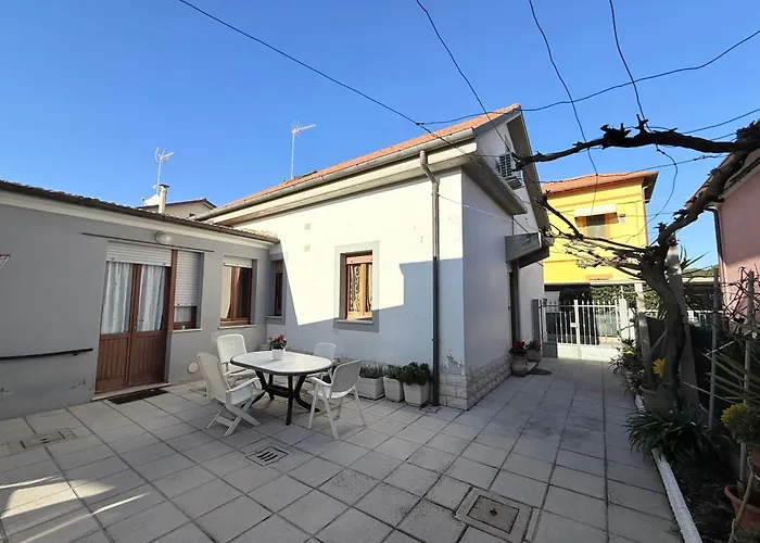 Apartment Se211 - Senigallia, Trilocale Fronte Mare Con Corte Esterna Senigallia